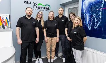 Стоматологічна клініка SIY Dental Професійна команда